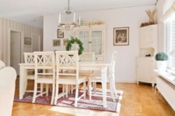 Shabby chic – romantyczne wnętrza z&nbsp;duszą 